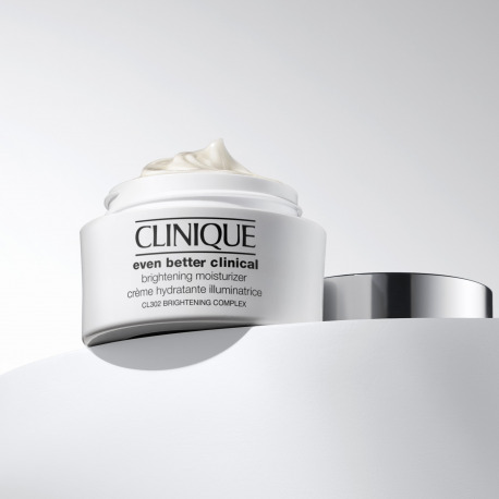 CLINIQUE Even Better Clinical - Feuchtigkeitscreme mit CLINIQUE Even Better Clinical - Feuchtigkeitscreme mit